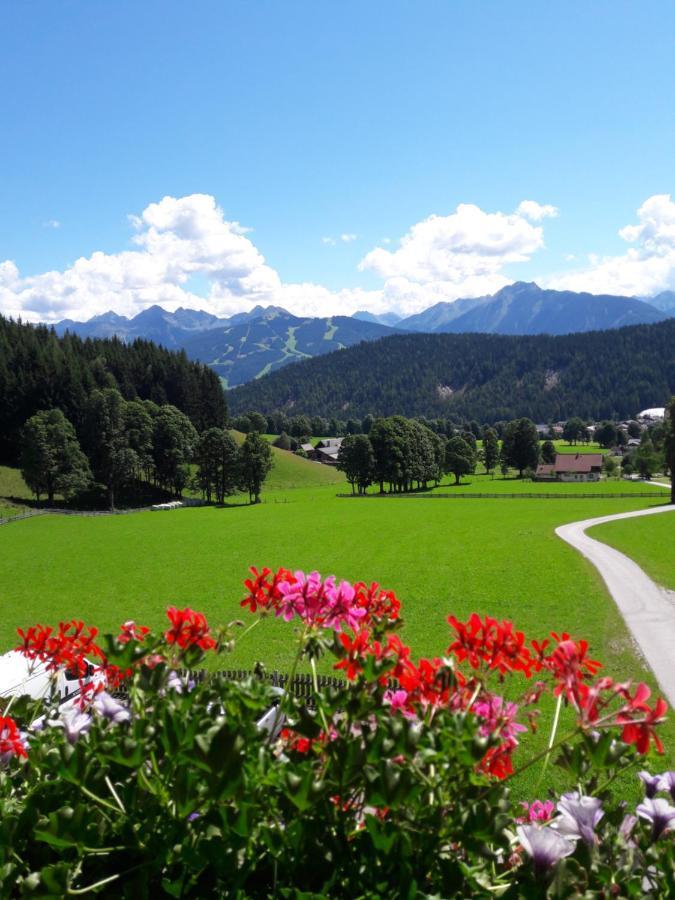 Feichtlehnerhof Acomodação com café da manhã Ramsau am Dachstein Exterior foto