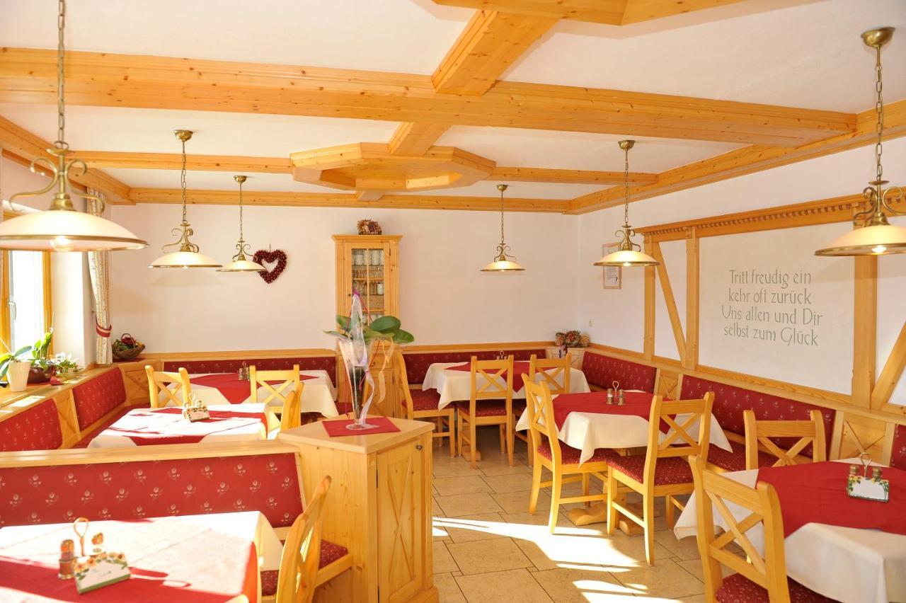Feichtlehnerhof Acomodação com café da manhã Ramsau am Dachstein Exterior foto